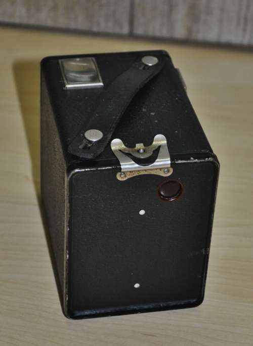 Vintage Kodak Six-20 Brownie C Roll Film Box Camera c1948