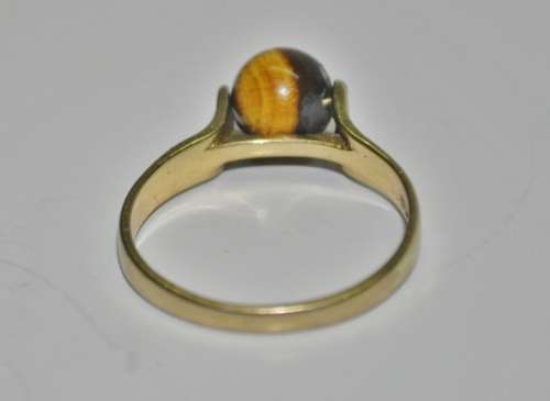 Vintage 9 ct Gold Ring with Tigereye stone