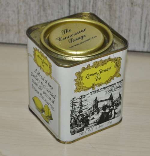 The London Tea Co, Ltd Collectible Vintage Connoisseur Range Lemon Scented Tea Tin