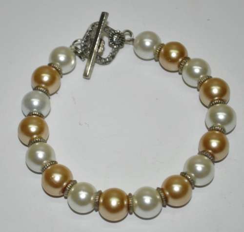 Formaviva Jewellery for Life Faux Pearl Parure Set in original box