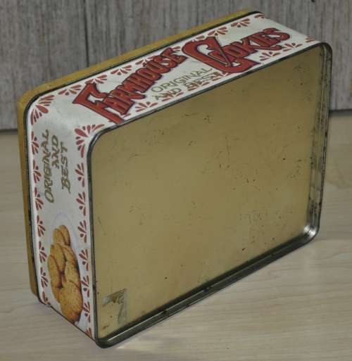 Vintage, Collectible Famous Farmhouse Cookies Tin