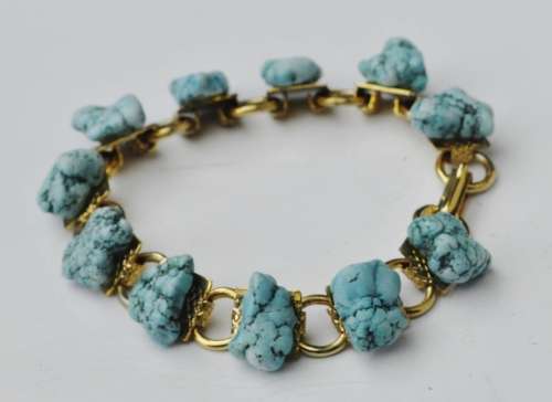 Vintage Gold Tone and Turquoise Link Bracelet
