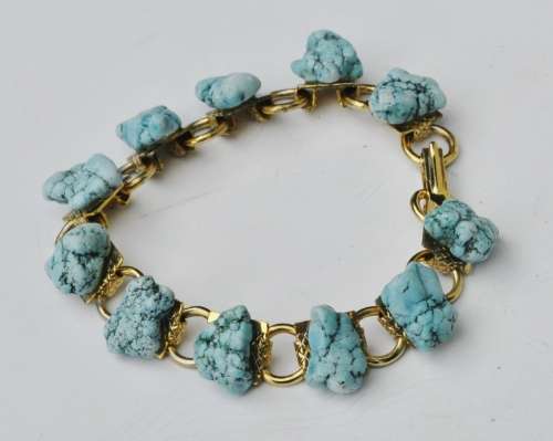 Vintage Gold Tone and Turquoise Link Bracelet