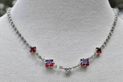 Vintage 1950s Glamour Ruby Red and Clear RhinesTone Silver Tone Necklace