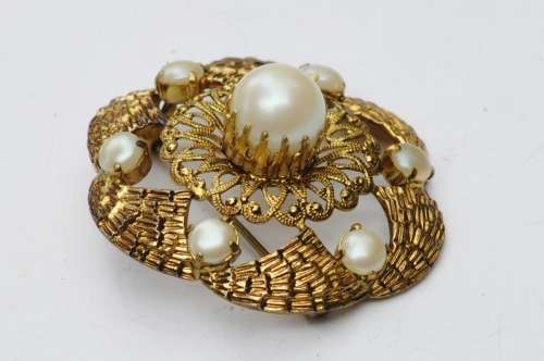 Vintage Engraved and Stamped Gilt Metal with Faux Pearl Brooch Pin