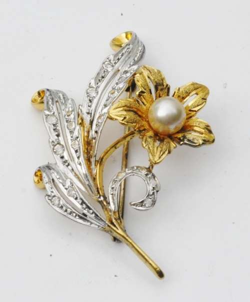 Vintage 1940s 18 ct Gold Plated Sterling Silver, Rhinestone and Faux Pearl Brooch Pin stamped 925