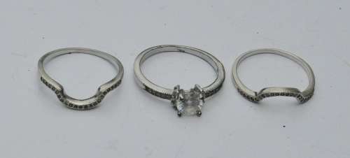 Vintage Silver Tone and Clear Rhinestone Fashion Ring