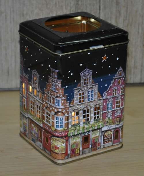 Vintage, Collectible Tea Light Lantern City Scene Tin by Bickery Food Group Netherlands
