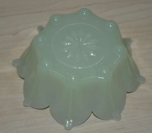 Vintage Chinese Translucent Jadeite Lotus Flower Bowl