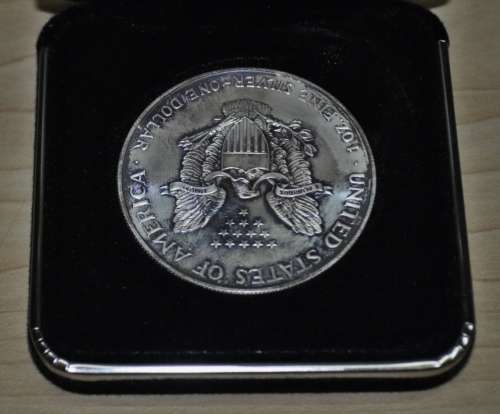 1996 American Silver Eagle 1oz 999 pure silver bullion coin in original box and packaging