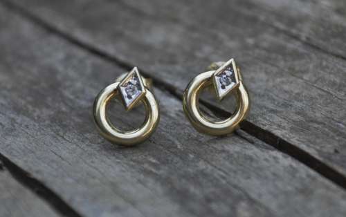 Vintage 9ct Yellow Gold Circle and Diamond Stud Earrings