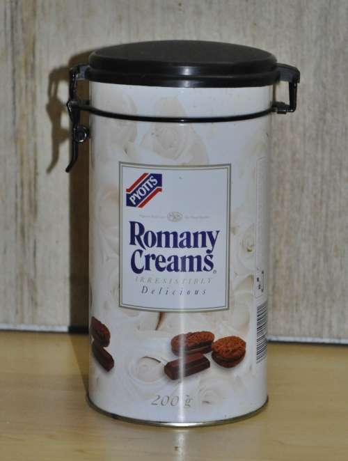 Collectible, Contemporary Pyotts Romany Creams Biscuit Tin