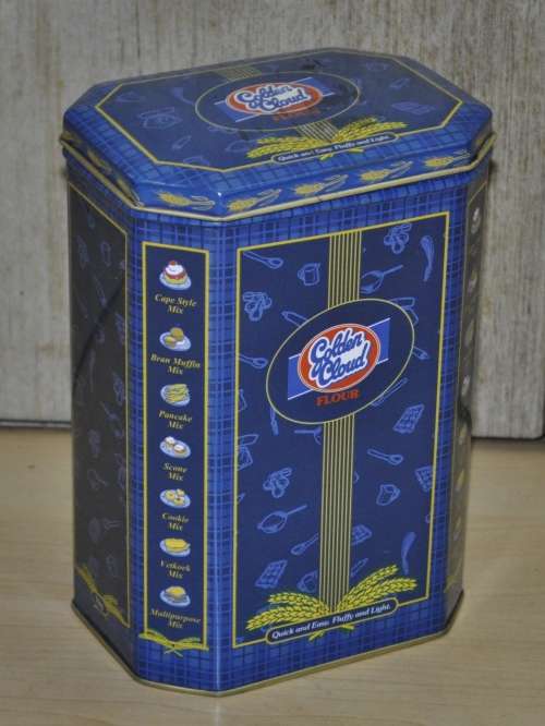 Contemporary, Collectible Golden Cloud Flour Tin
