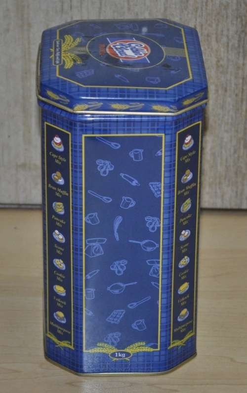 Contemporary, Collectible Golden Cloud Flour Tin