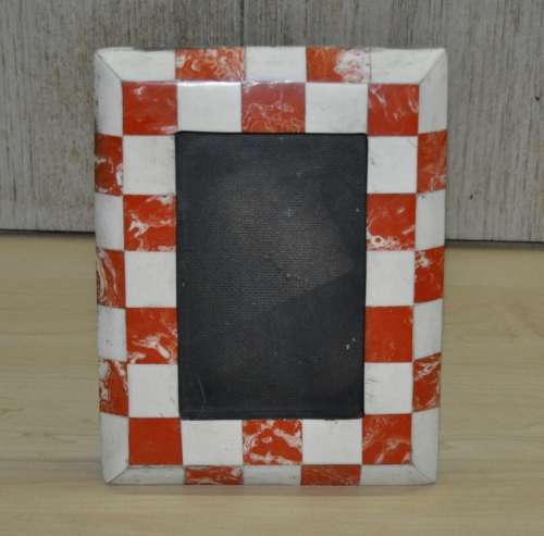 Vintage, Retro Quality Veneered Red and Cream Checkered Marble Effect Standing Photo Frame