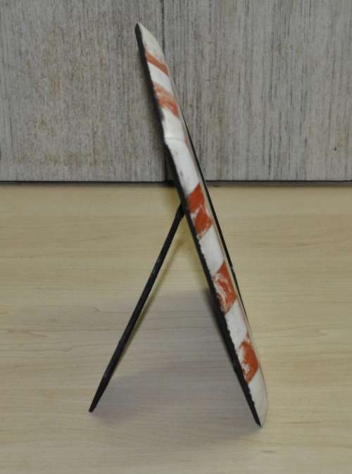 Vintage, Retro Quality Veneered Red and Cream Checkered Marble Effect Standing Photo Frame