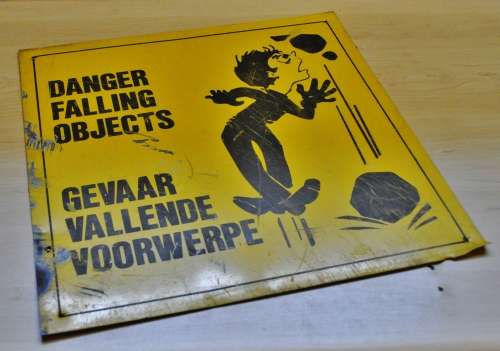 Vintage Black and Yellow Sign - Danger Falling Objects/Gevaar Vallende Voorwerpe