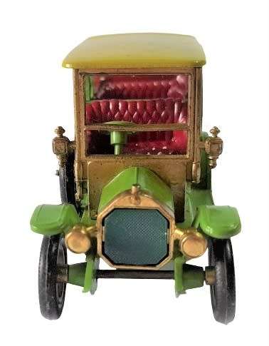 Collectible Matchbox Models of Yesteryear 1910 Benz Limousine  Made in England.