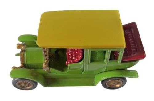 Collectible Matchbox Models of Yesteryear 1910 Benz Limousine  Made in England.