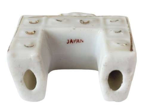 Vintage Porcelain Miniature Dollhouse Bedroom Furniture - Made in Occupied Japan (1945-1952)