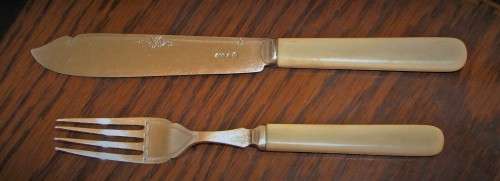 A&D S Antique Fish Cutlery Set | 24-Piece Silver-Plated Bone-Handled | Velvet-Lined Walnut Box