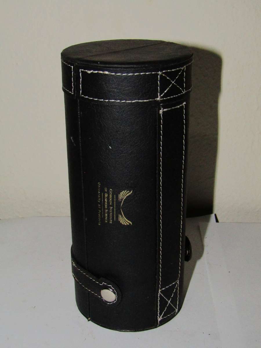 Vintage Whiskey Hipflask Travel Set in Case