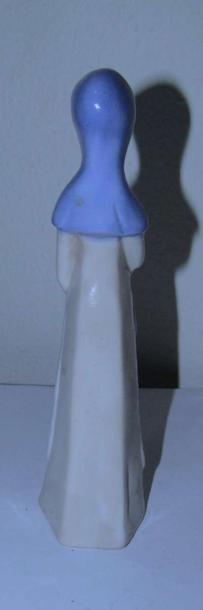 Collectible Llardo Style Figurine - Tall Girl carrying a basket c1980