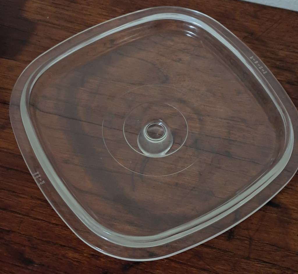 Vintage Blue Cornflower Corning Ware Dish P-9-B with Lid c1970