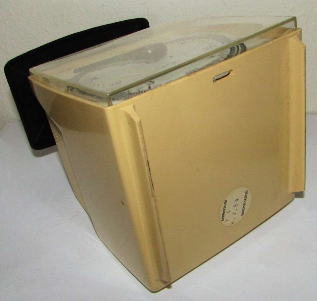 Retro Gold Line Kitchen Scale Made in Ireland c1970