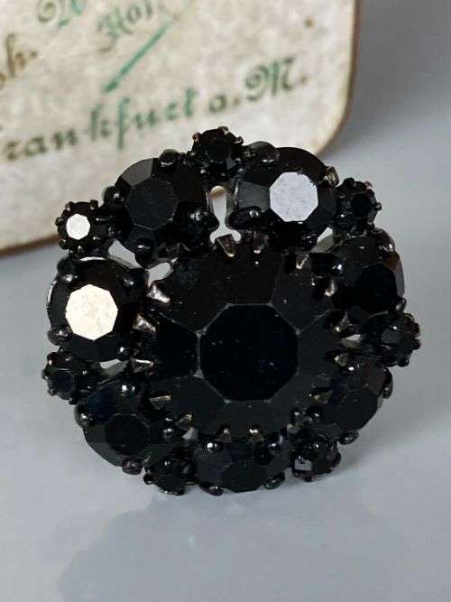 Most gorgeous and beautiful Vintage Black Glass Jet Brooch - Stunning