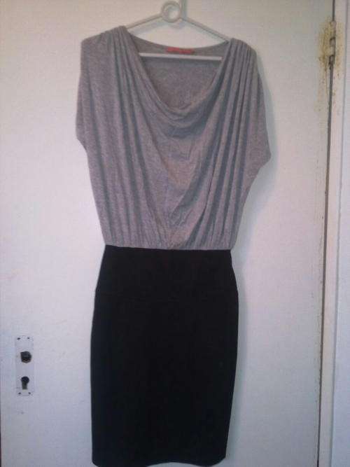 Twist black & grey dress