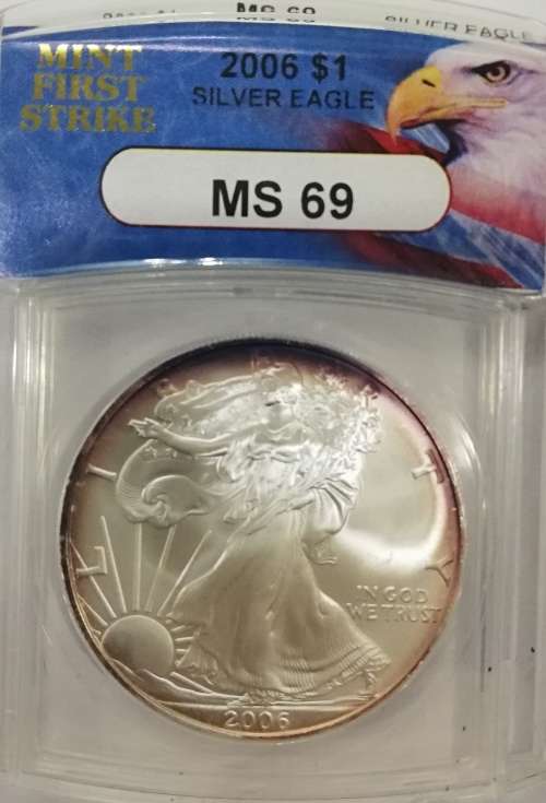 2006 AMERICAN silver Eagle first strike. One OZ of pure silver!