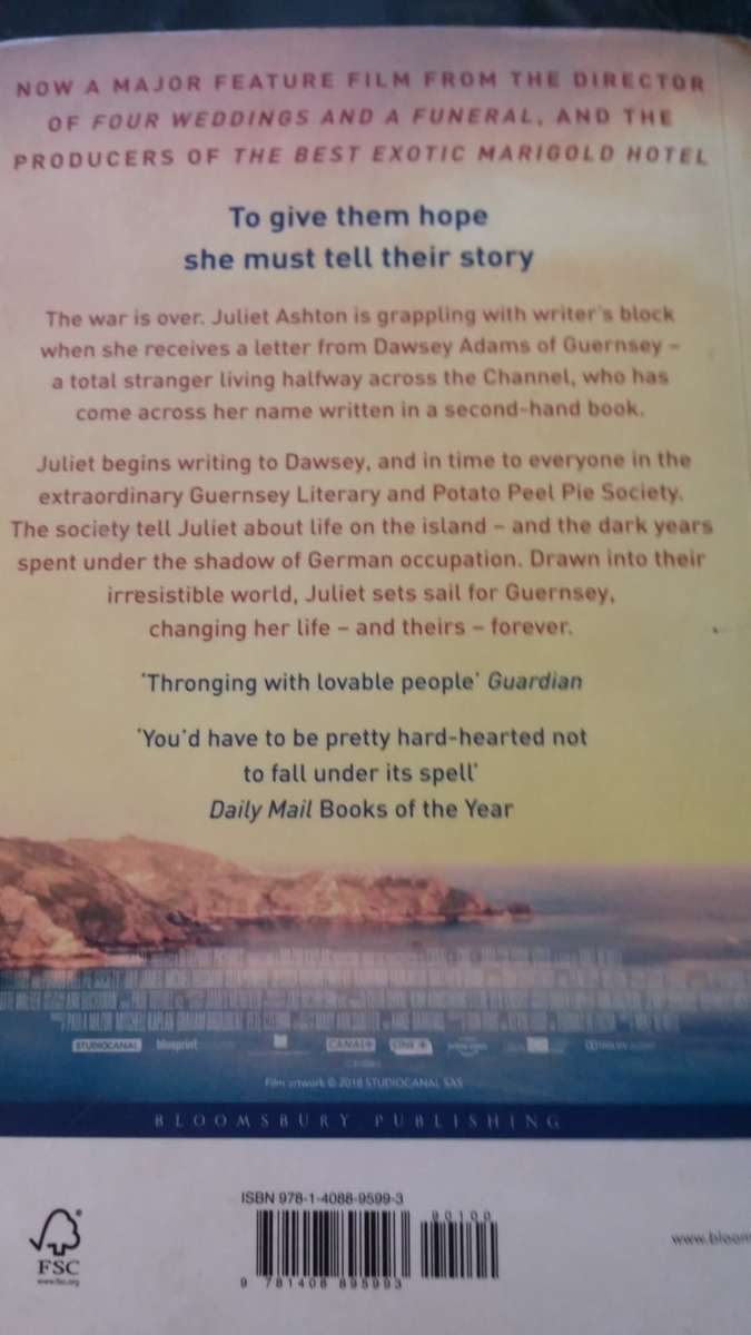 BOOKS - The Guernsey Literary and Potato Peel Pie Society - Mary Ann Shaffer & Annie Barrows