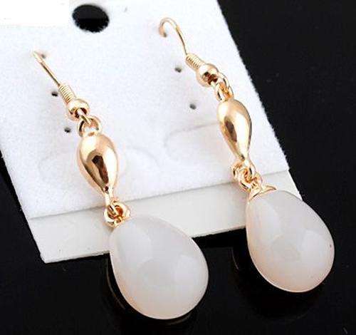 Lovely! 14ct GP Opal Crystal Teardrop Beaded Dangle Earrings