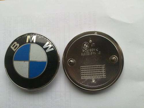 BMW 82mm badges