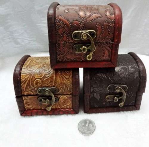 Various wooden storage/jewelry chest small. 50 units on auction! Please read listing!