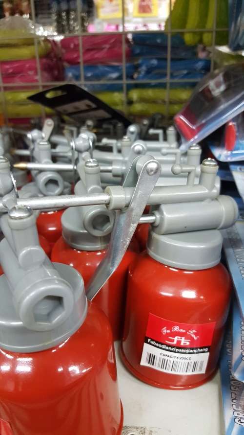 Oil Can. 2 CANS PER BID!!!! Please read listing!