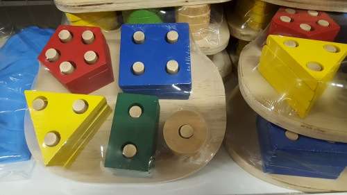 Educational wooden toy. REDUCED TO CLEAR!!! View other clearance auctions!