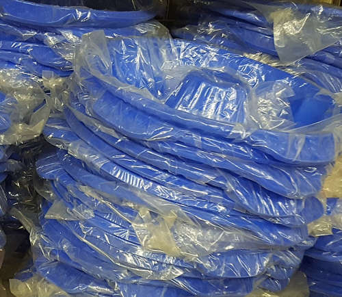 CLEARANCE SALE!! Silicone baking tray. See other clearance auctions!