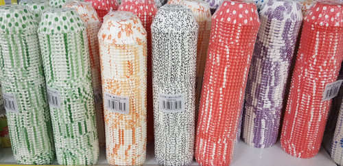 1000pc cupcake holder set!! REDUCED TO CLEAR!!! . See our other clearance auctions!