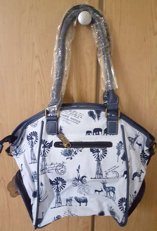 Original Cotton Road Bag- Blue animals. LOTS OF AUCTIONS STARTING AT R1!!