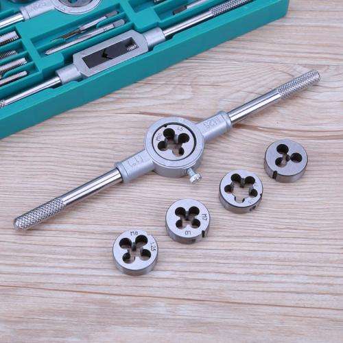 12 Piece Tap and Die set.