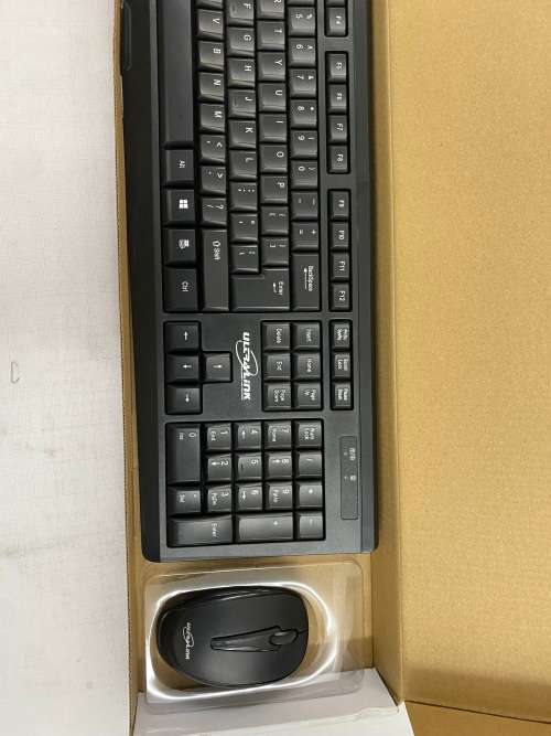 **BARGAIN BUY** DEMO ULTRALINK WIRELESS KEYBOARD & MOUSE SET -WORTH R350 -GRAB IT @ JUST R149!!!!