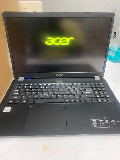 **BARGAIN BUY**AS NEW BOXED DEMO ACER ASPIRE CORE i5, 8GB RAM, 256GB SSD- GRAB IT NOW @ JUST R5499!!