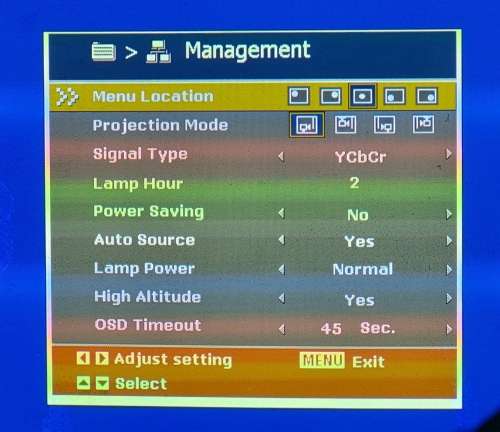 **BARGAIN BUY** VIEWSONIC PJ258D PROJECTOR WITH iPOD CONNECTION-WORTH R3k-GRAB A BARGAIN@JUST R1299!