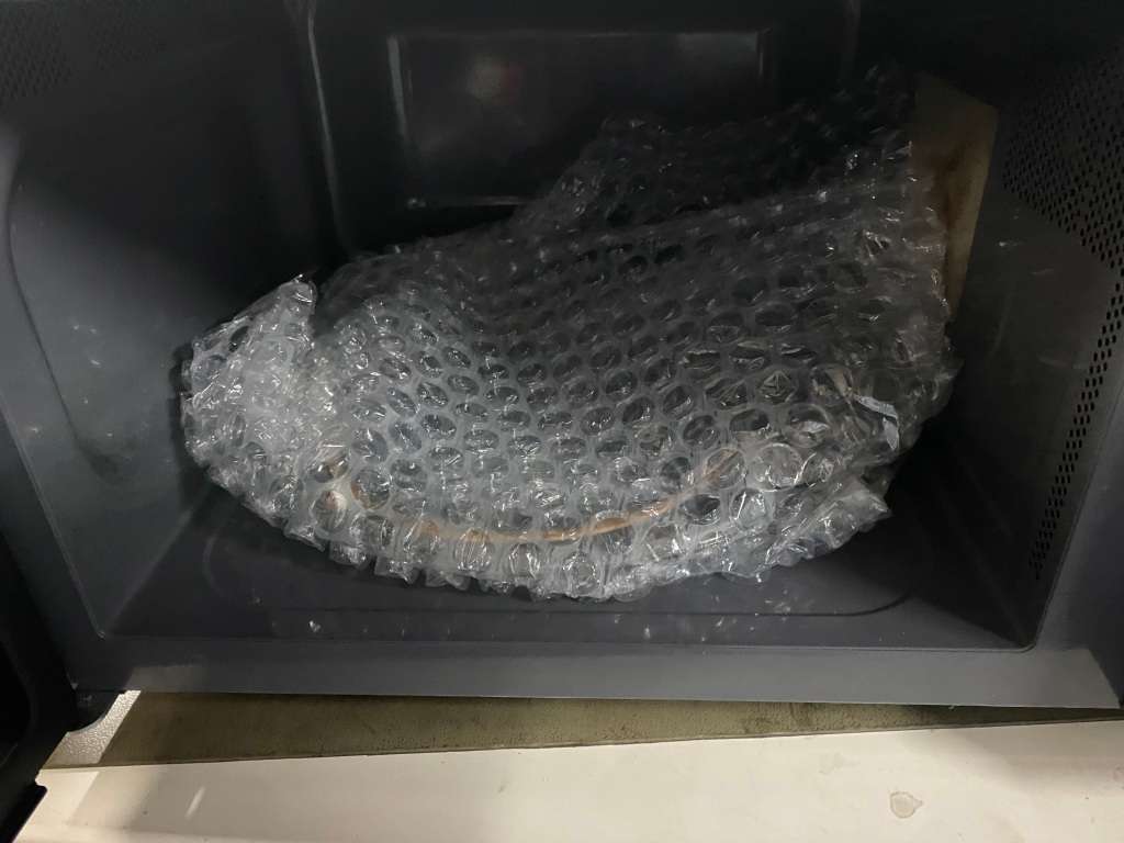 Russel Hobbs RHEM45BM Microwave Oven