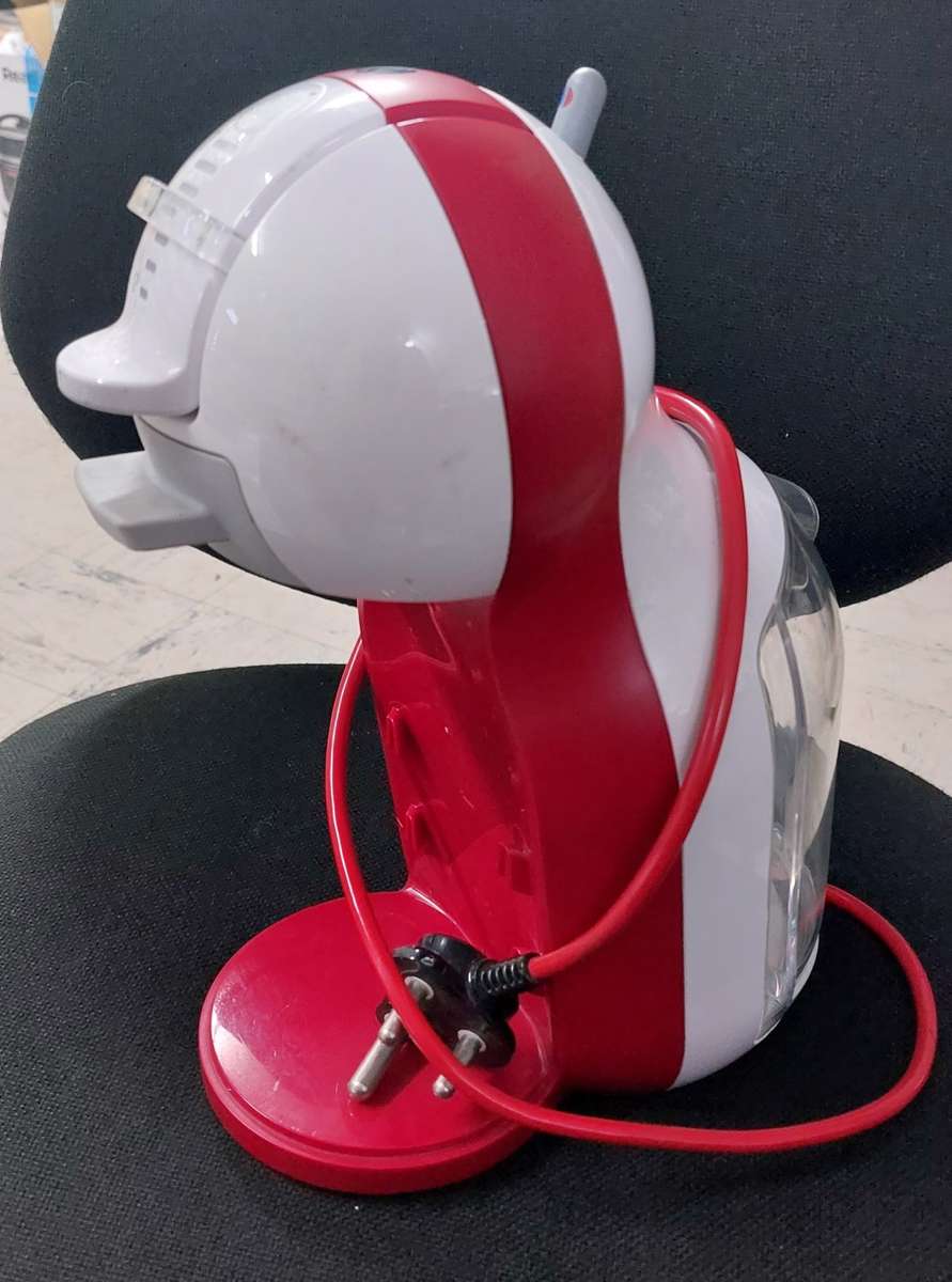 Nescafe Dolce Gusto Coffee Machine