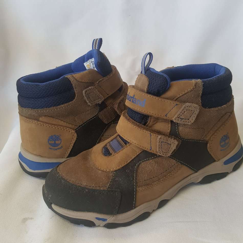 Timberland boots size UK2