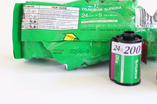 4 x Rolls of Fujicolor Superia 200 35mm expired film.