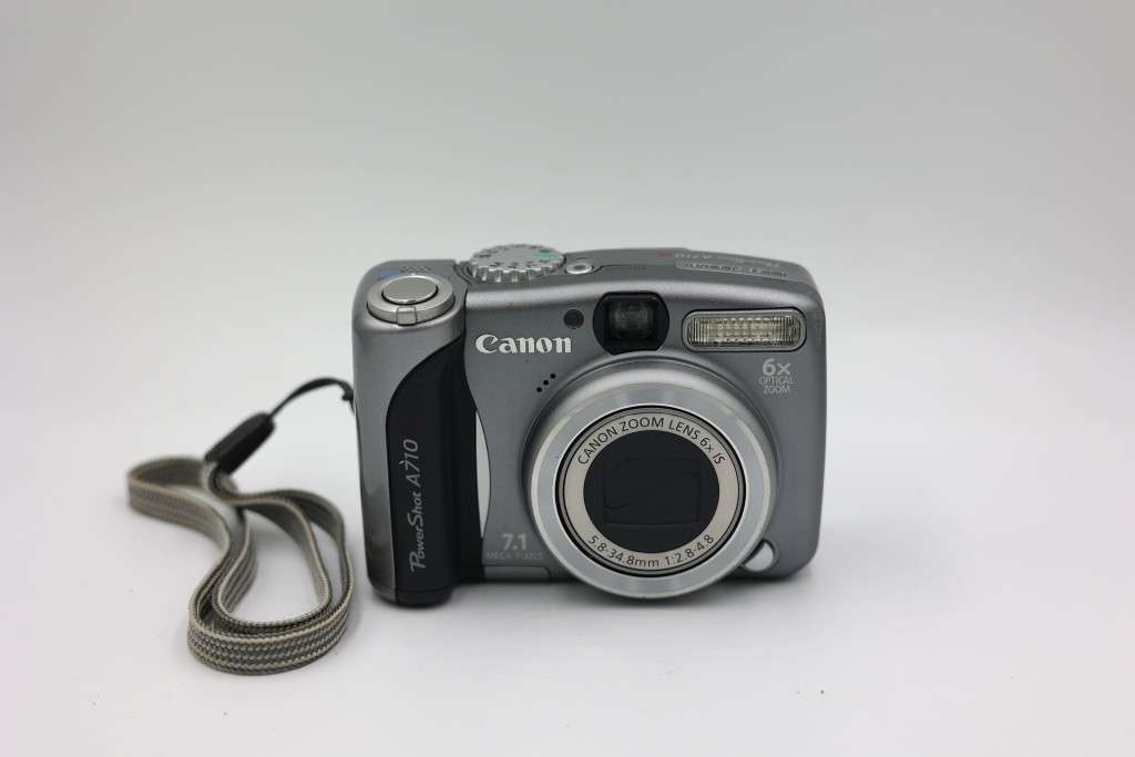 Canon PowerShot A710is digital point and shoot camera